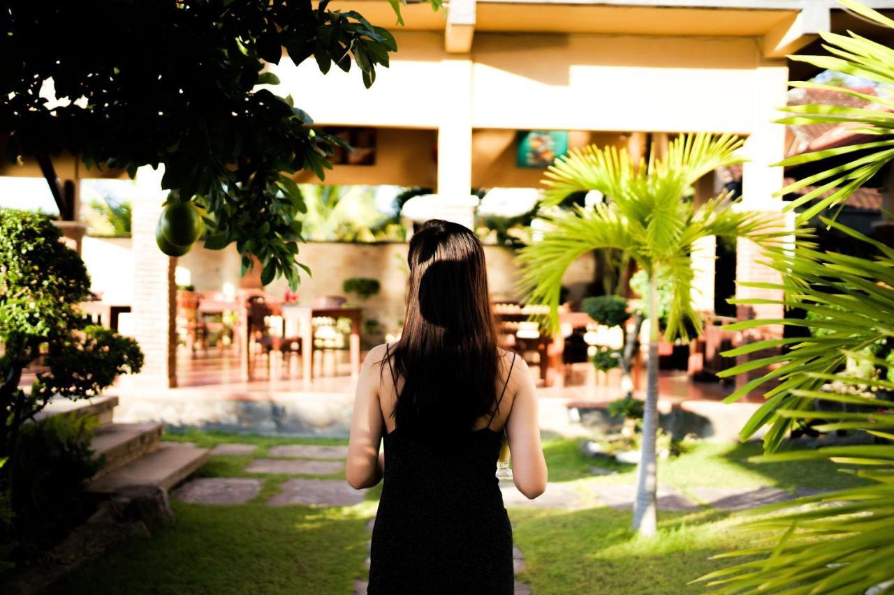 Alam Bali Beach Resort อาเม็ด ภายนอก รูปภาพ