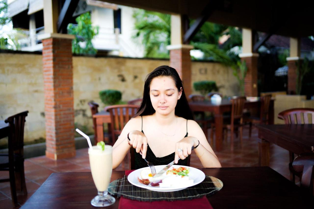 Alam Bali Beach Resort อาเม็ด ภายนอก รูปภาพ